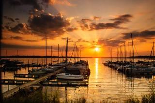 Picture:  Marina in Sun by James Schuder